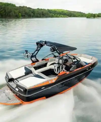 Wet-Sounds-Marine-Audio-Speakers-Amplifiers-Subwoofers-&-Media-Centers
